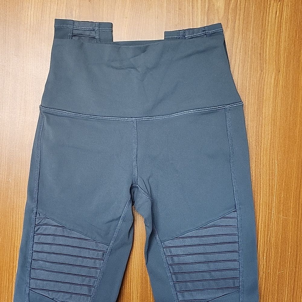 ALO Yoga Leggings High Waist Ribbed Mesh Ankle Length Sz XSmall Gray #3158
